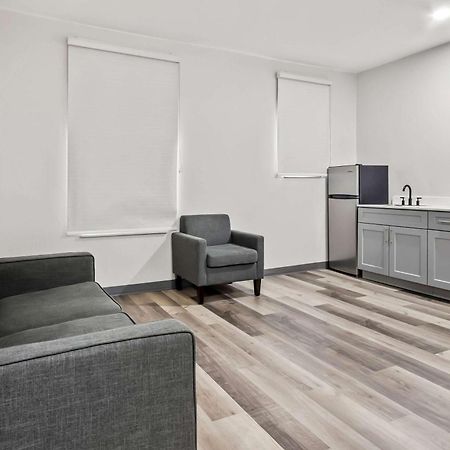 Quality Inn & Suites Columbia Harbison Экстерьер фото