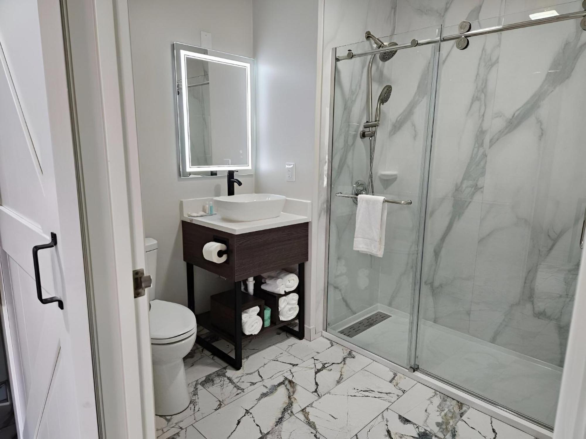 Quality Inn & Suites Columbia Harbison Экстерьер фото